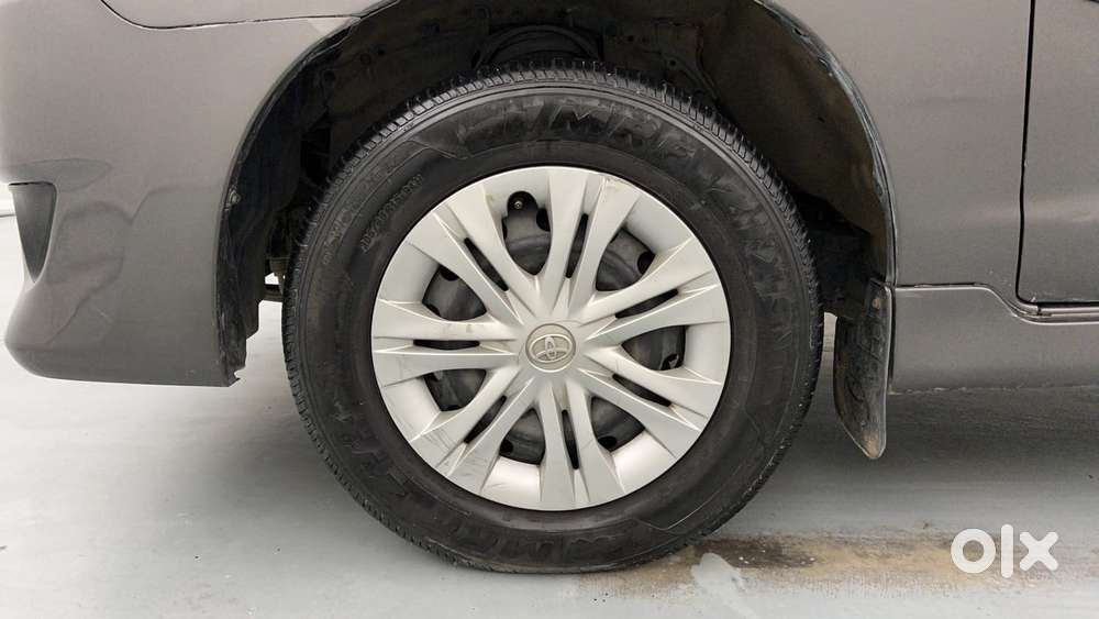 Toyota Innova 2.5 Gx (diesel) 8 Seater Bs Iv, 2013, Diesel