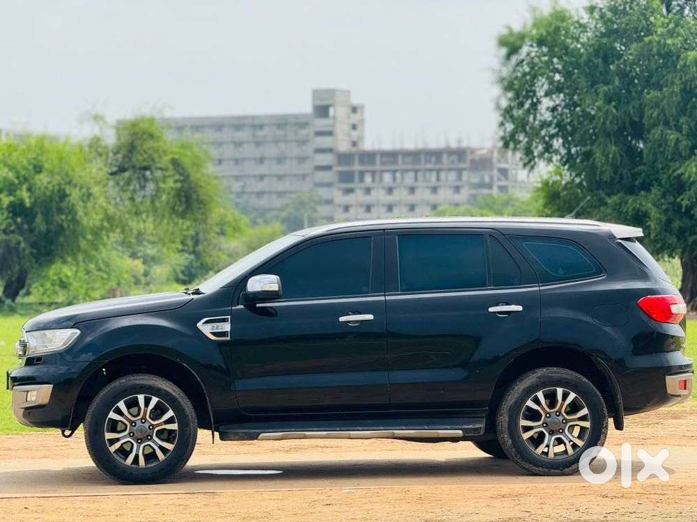 Ford Endeavour 2.2 Titanium At 4x2, 2016, Diesel