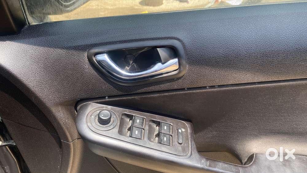 Tata Bolt Revotron Xt, 2015, Petrol