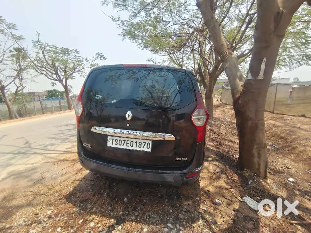 Renault Lodgy 2015 Diesel Well Maintained