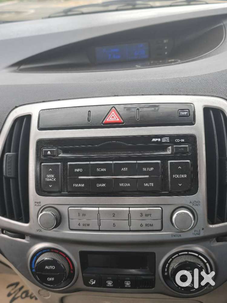 Hyundai I20 2012-2014 Magna Optional 1.2, 2012, Petrol