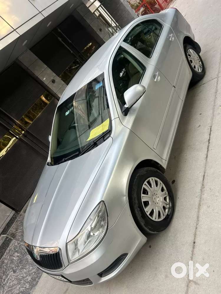 Skoda Laura, 2011, Petrol