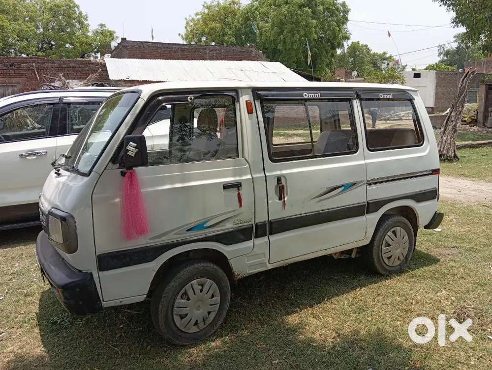 Maruti Suzuki Omni 20012
