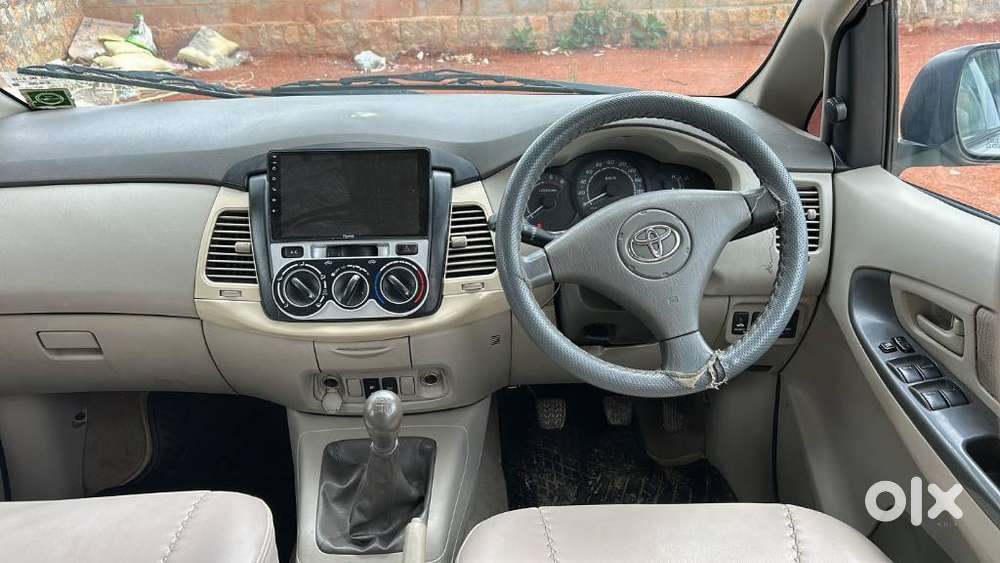 Toyota Innova 2.5 Gx 8 Str Bs-iii, 2009, Diesel