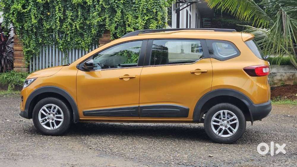 Renault Triber Rxt, 2024, Petrol