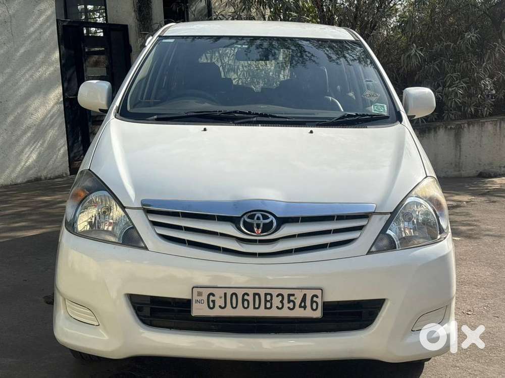 Toyota Innova 2009 Cng 1st Owner Good Condition