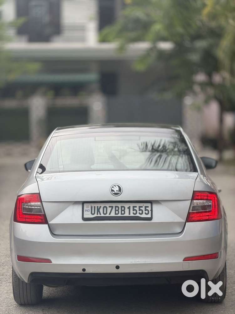 Skoda Octavia Ambition 2.0 Tdi At, 2014, Diesel