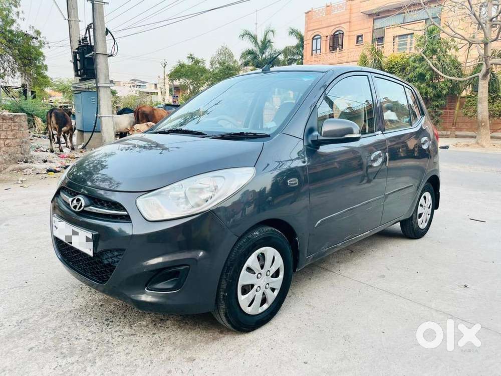 Hyundai Petrol +cng Showroom Condition
