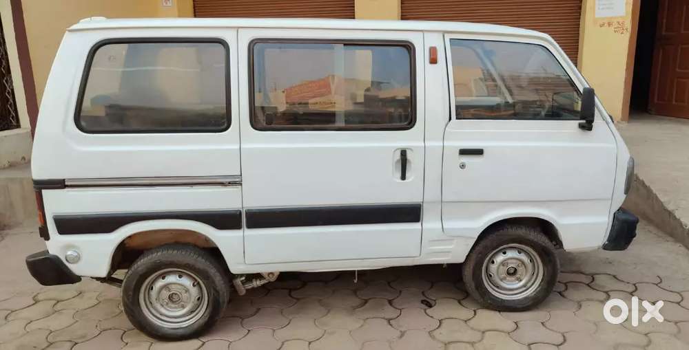 Maruti Suzuki Omni 2011