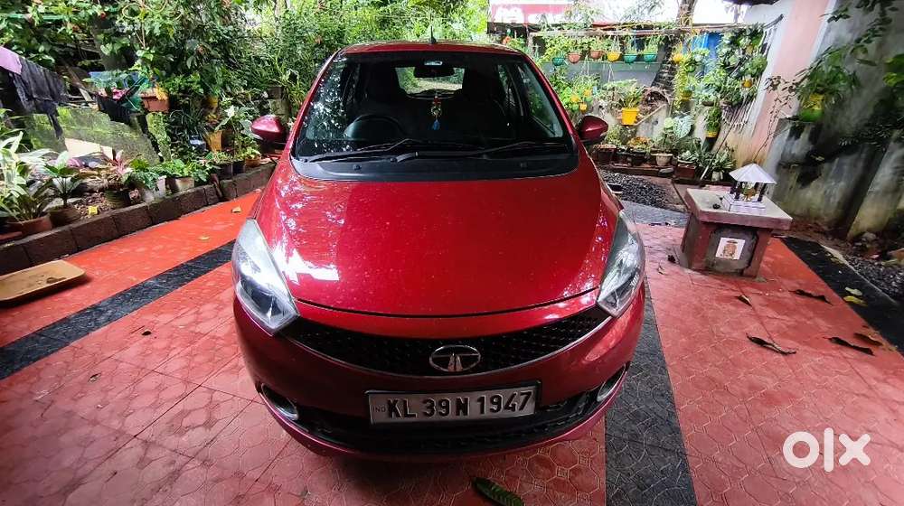 2018 Tata Tiago Xza Amt Petrol  45,824 Km  3rd Owner  Excellent