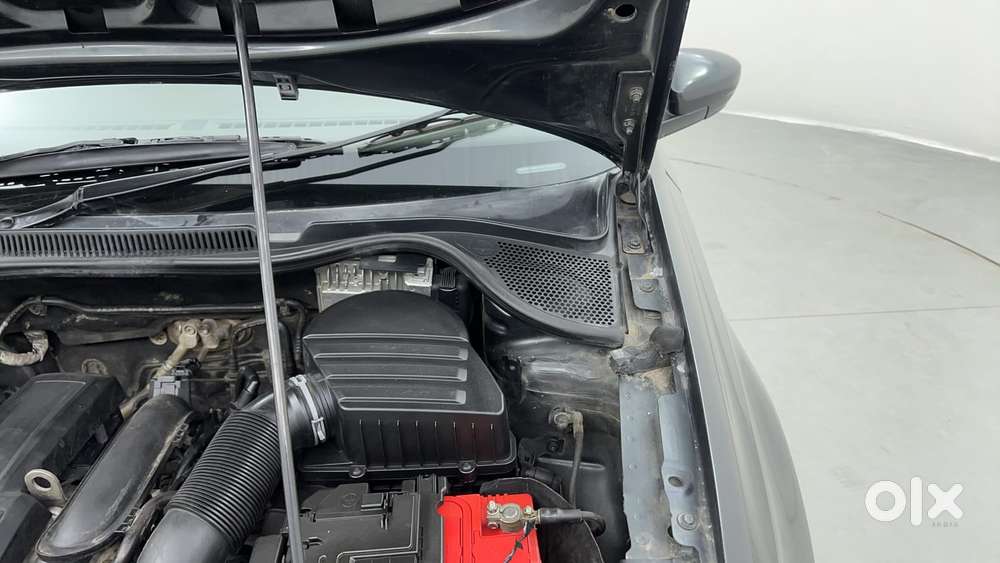 Volkswagen Vento 2013-2015 1.2 Tsi Highline At, 2016, Petrol