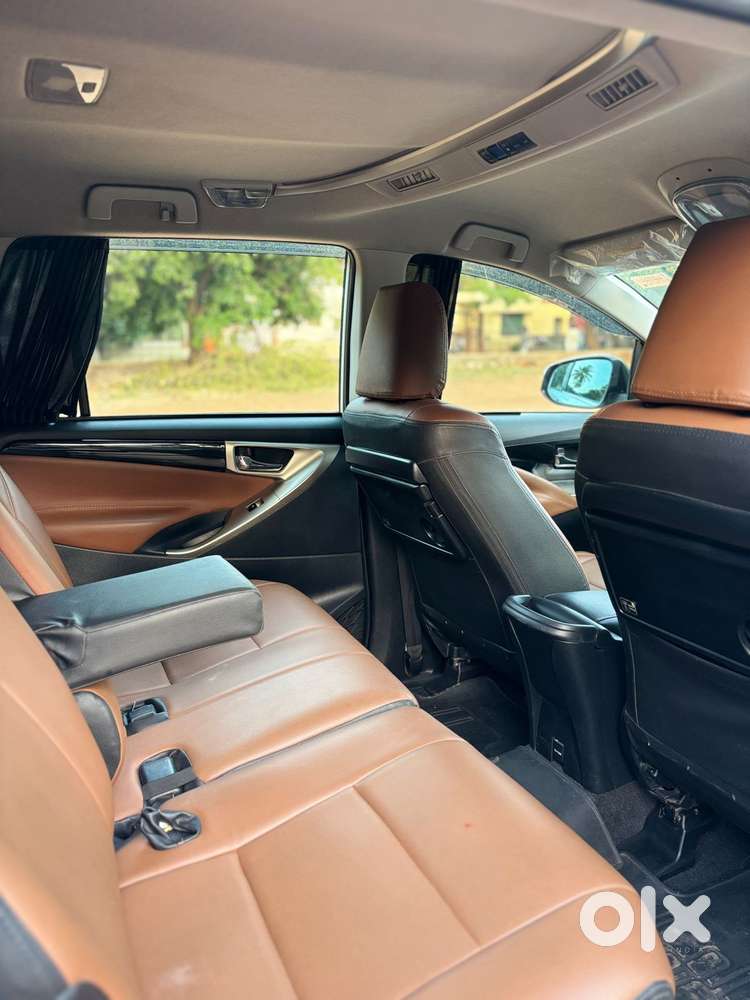 Toyota Innova Crysta 2.4 V 8 Str, 2019, Diesel