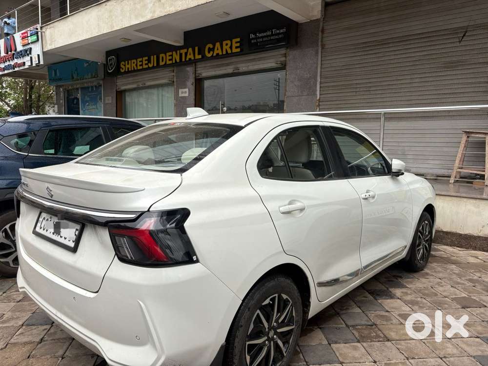 Maruti Suzuki Swift Dzire Zxi + Mt, 2025, Petrol