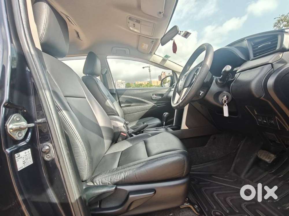 Toyota Innova Crysta [2020-ongoing] 2.4 Gx At 8 Str, 2022, Diesel