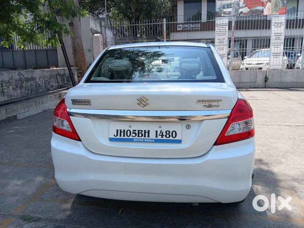 Maruti Suzuki Swift Dzire 1.2 Vxi Bsiv, 2015, Petrol