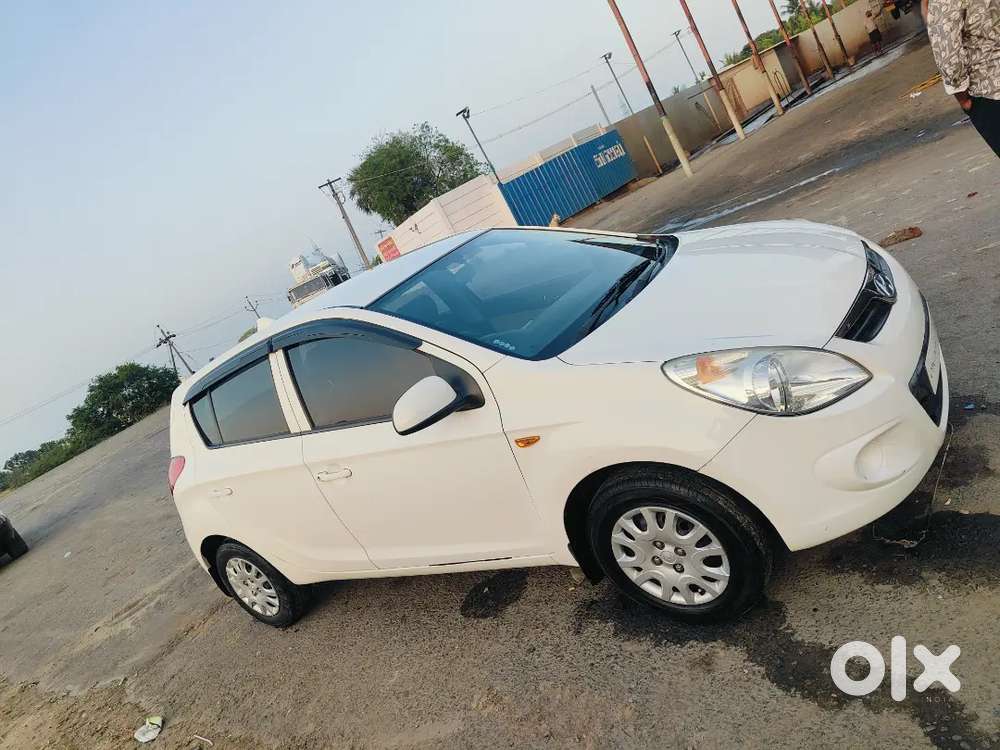 Hyundai I20 2012 Petrol 78000 Km Driven