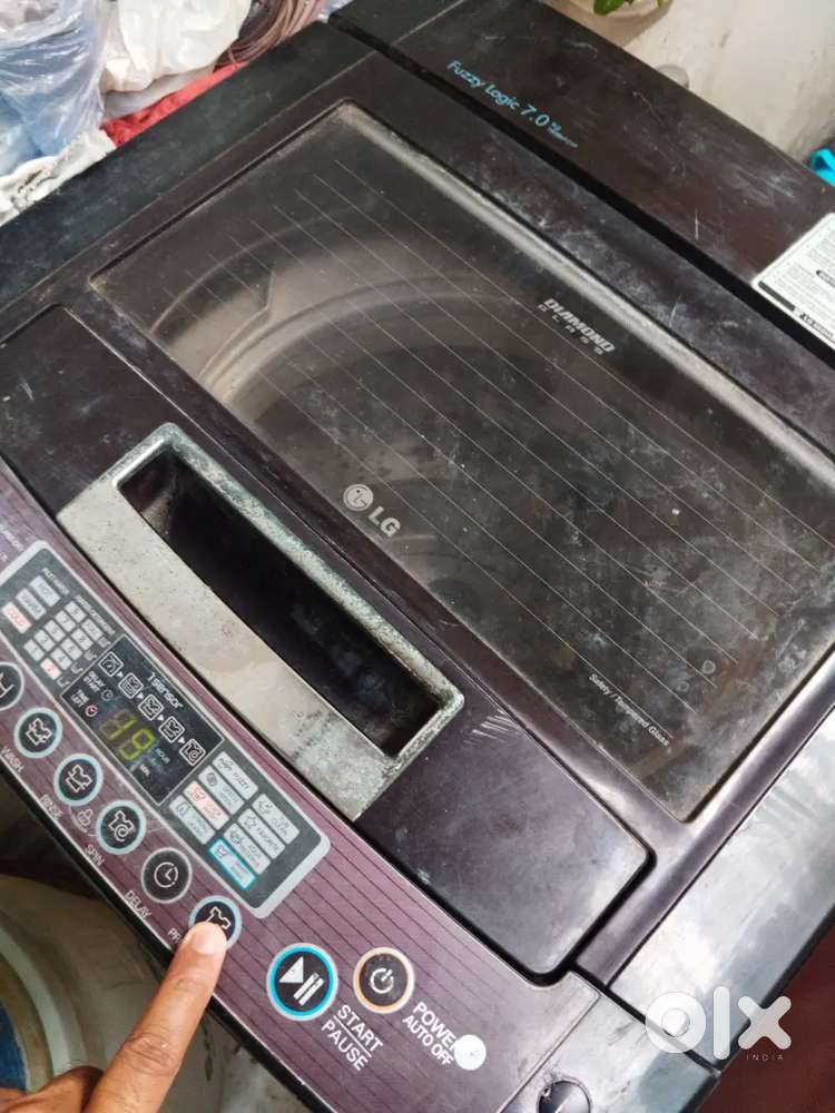 LG fully automatic washing machine, top loading