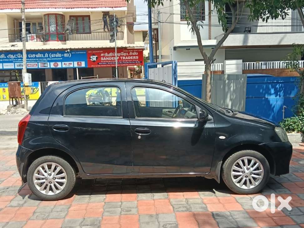 Toyota Etios Liva V, 2012, Petrol