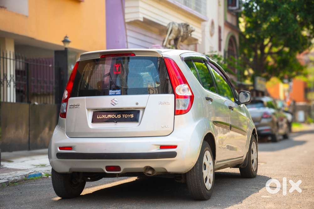 Maruti Suzuki Ritz Vxi, 2013, Petrol