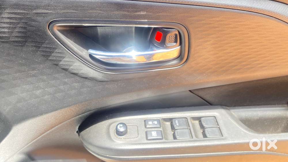 Maruti Suzuki Swift Amt Vxi, 2024, Petrol