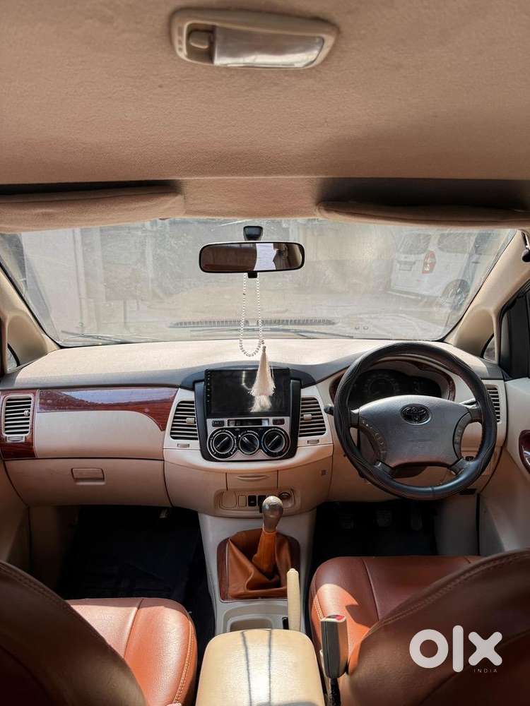 Toyota Innova 2006 Diesel Well Maintained