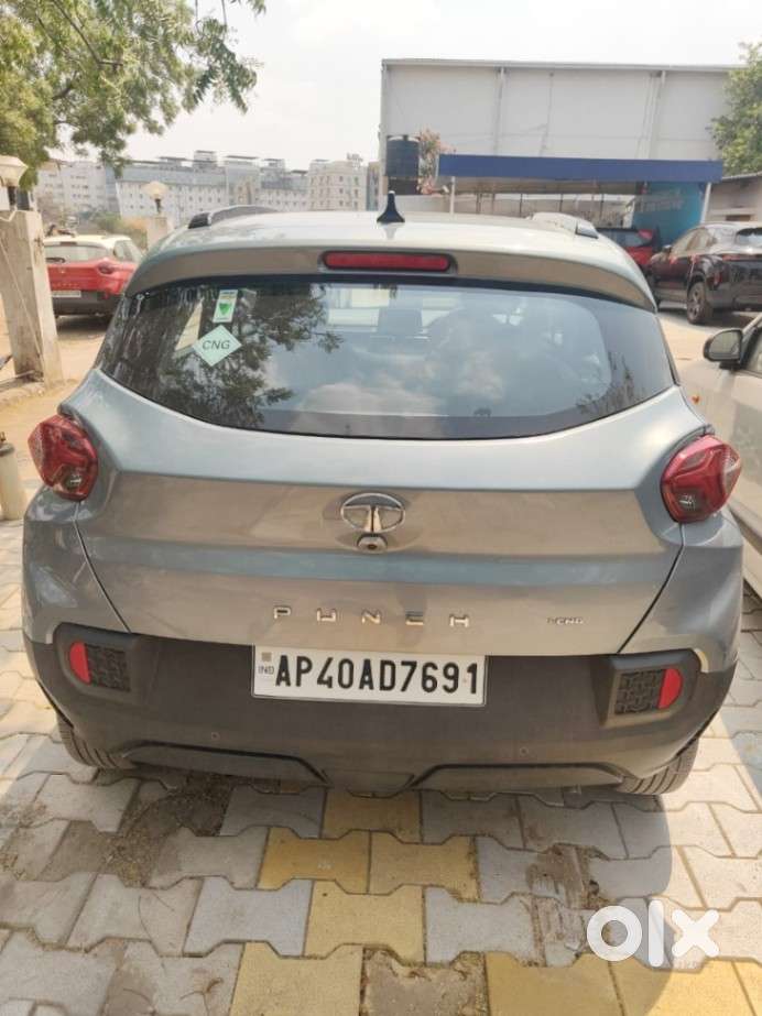 Tata Punch Accomplished  Dazzle S Cng, 2023, Petrol