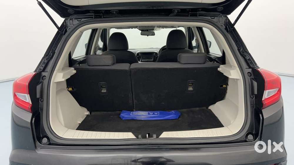 Mahindra Xuv300 W8 Amt Optional Diesel, 2022, Petrol