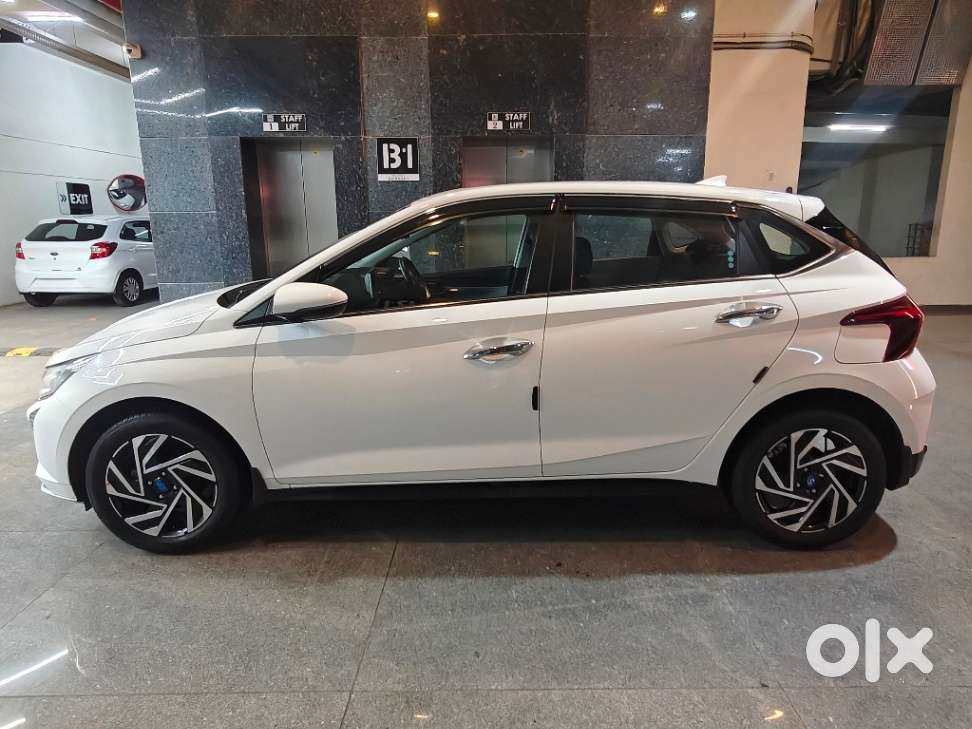 Hyundai New I20 1.2 Asta (o) Mt, 2024, Petrol
