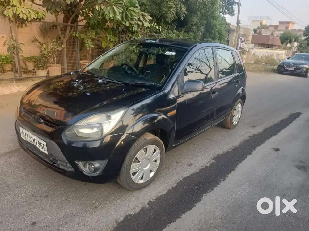 Ford Figo 2011 Petrol 75000 Km Driven