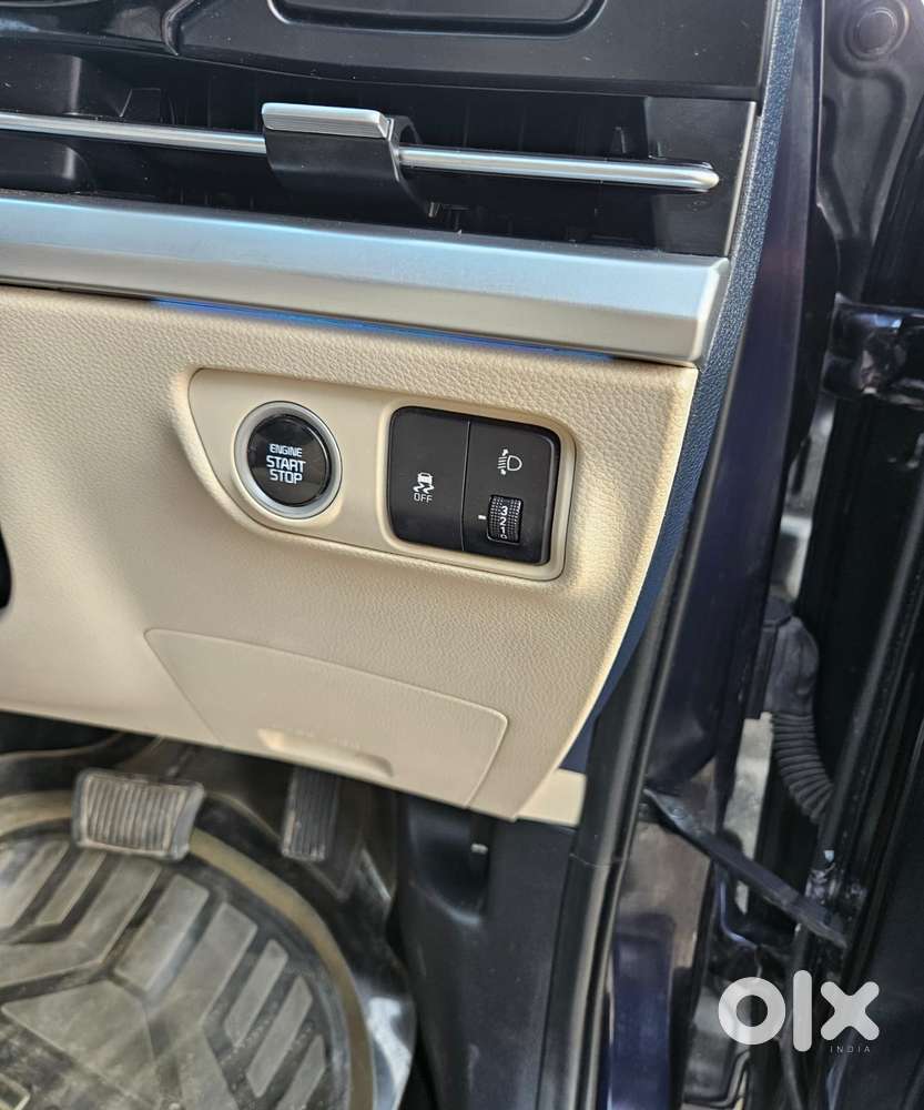 Kia Carens 1.5 Luxury Plus Turbo 6 Str, 2022, Diesel