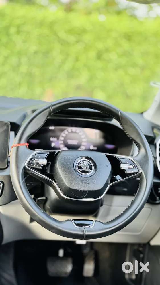 Skoda Kylaq Signature Plus At, 2025, Petrol
