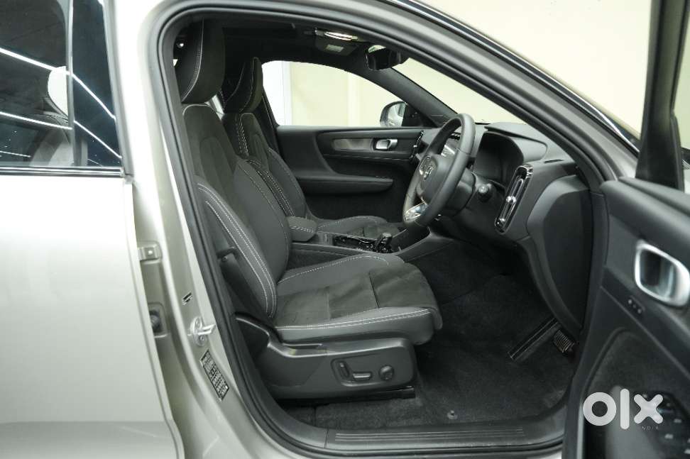 Volvo Ex40 Core, 2024, Petrol