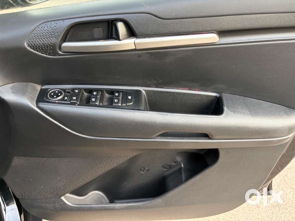Kia Sonet G 1.2 5mt Htk(o), 2025, Petrol