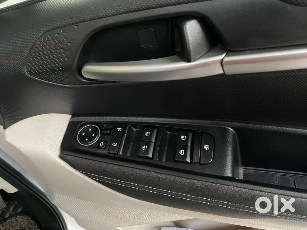 Kia Sonet 1.0 Htk Imt Turbo L2022 Dual Tone