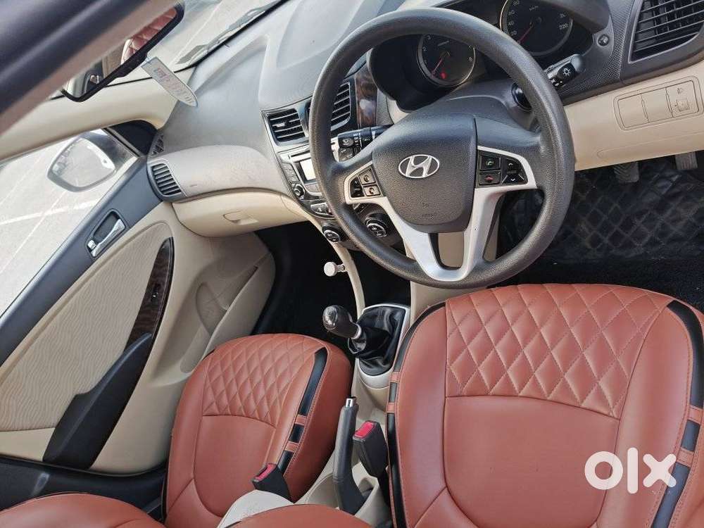 Hyundai Verna Fluidic 1.6 Vtvt Sx, 2014, Petrol
