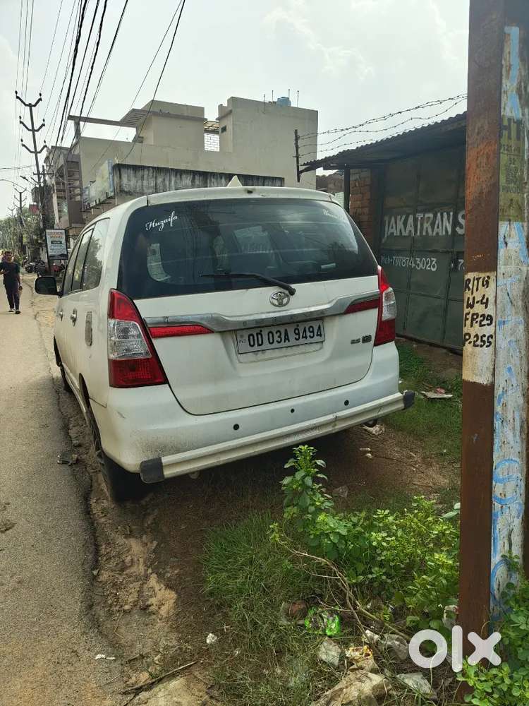 Toyota Innova 2014 Diesel Manual 200000 Km Driven