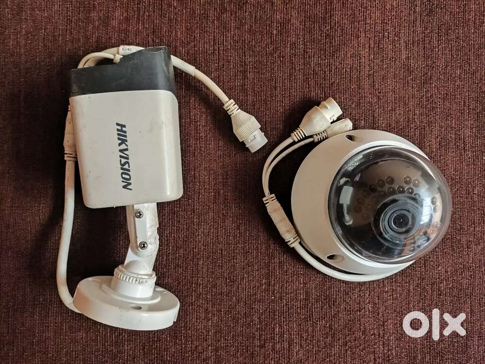 CCTV IP CAMERA 1 DOME AND 1 BULLET.