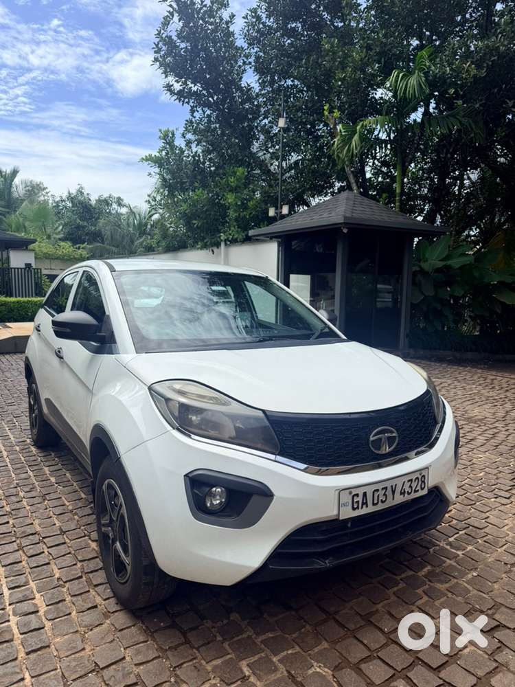 Tata Nexon Petrol 2018