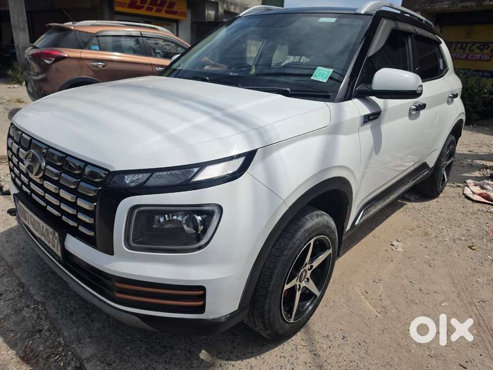 Hyundai Venue 1.2 S Plus, 2023, Petrol