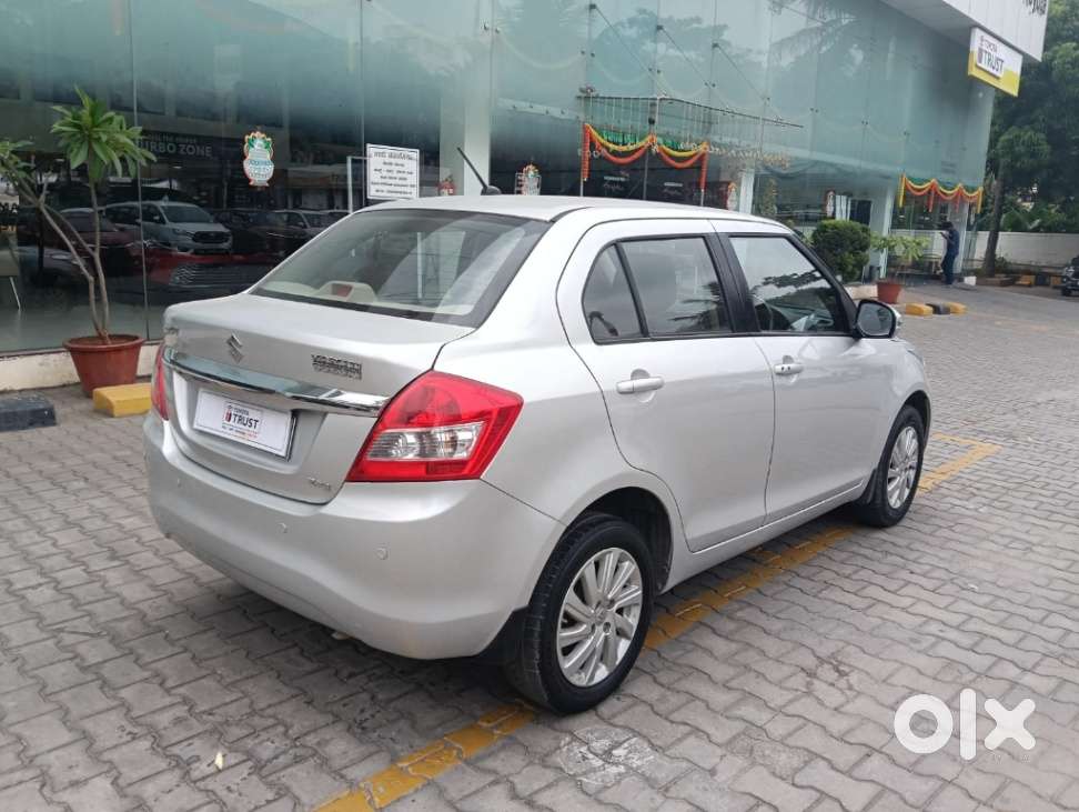 Maruti Suzuki Swift Dzire Zxi + Mt, 2015, Petrol