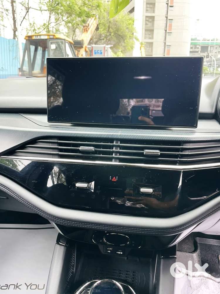 Tata Safari Accomplished Plus Dark Edition, 2023, Diesel