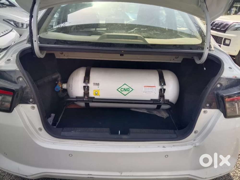 Maruti Suzuki Dzire 1.2 Vxi Cng, 2025, Cng & Hybrids