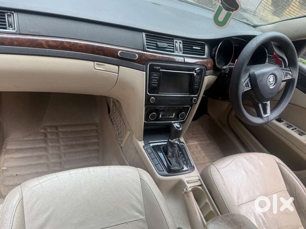 Skoda Superb Elegance 2014 Diesel