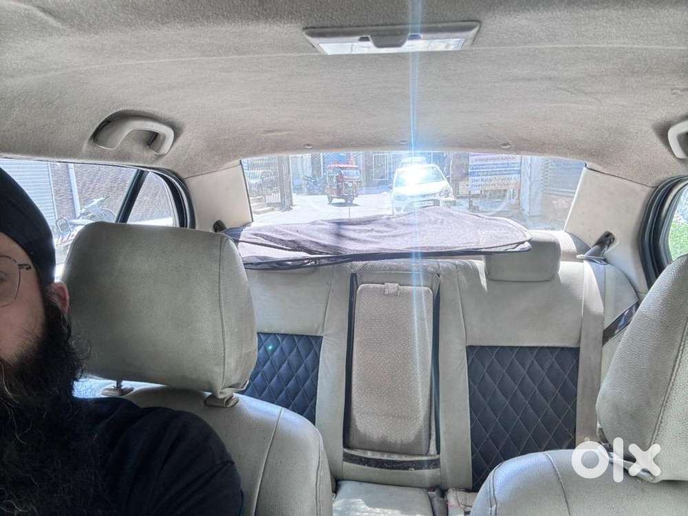 Vip No Single Hand Car Less Driven