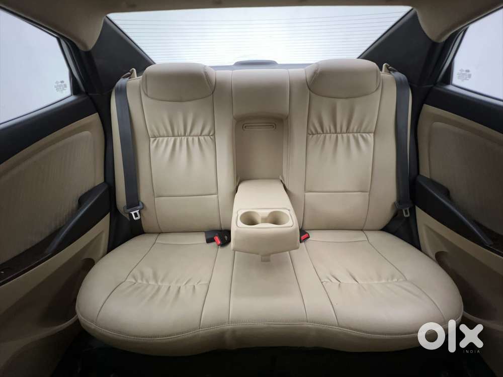 Hyundai Verna 1.6 Sx Vtvt, 2016, Petrol