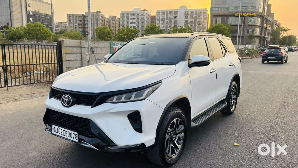 Toyota Fortuner Legender 4x2 At 2.8, 2024, Diesel