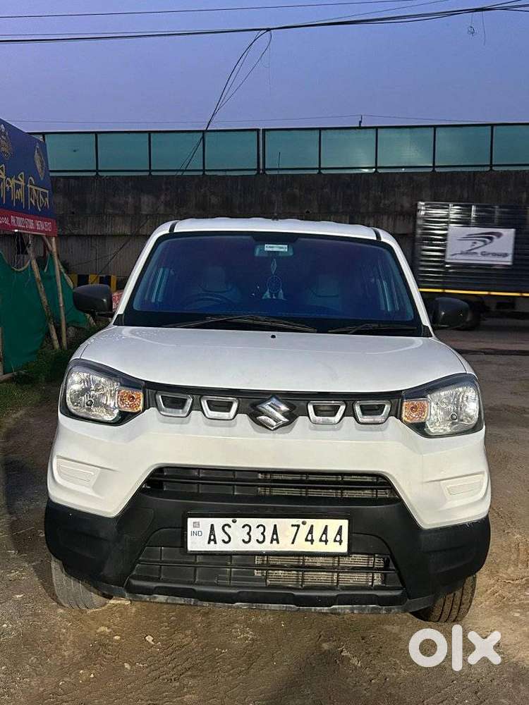 Maruti Suzuki S-presso Vxi, 2023, Petrol