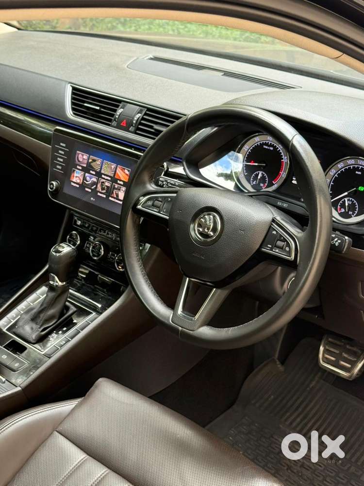 Skoda Superb 2.0 Tsi At L&k, 2019, Petrol