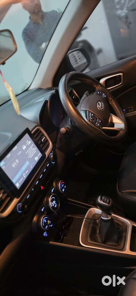 Hyundai Venue Diesel 2019