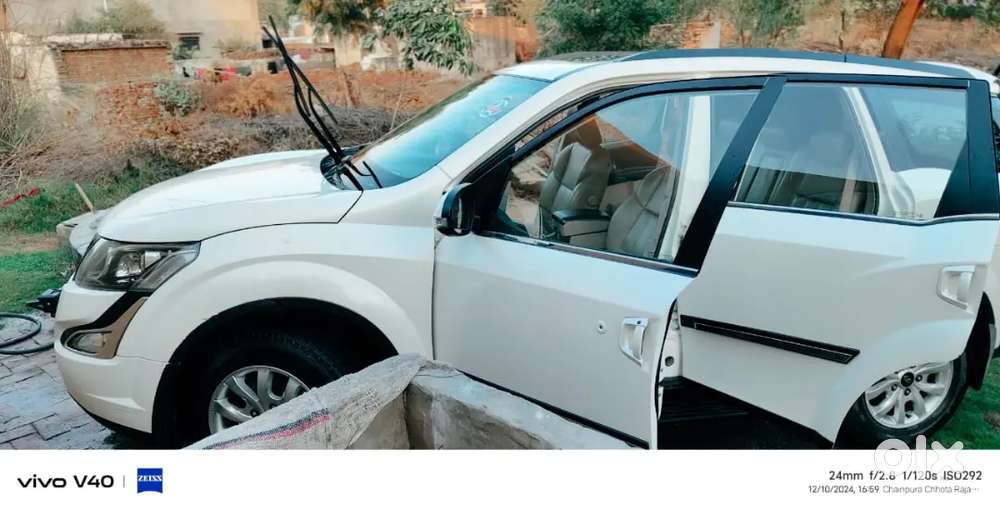 Mahindra Xuv500 2018 Diesel Well Maintained